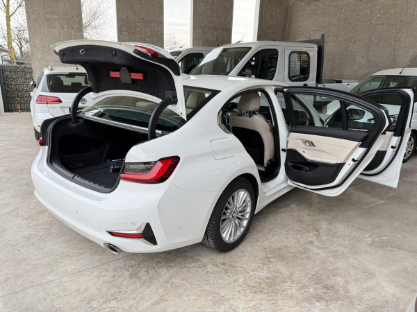 BMW 320 d xDrive slo 1. lastnik